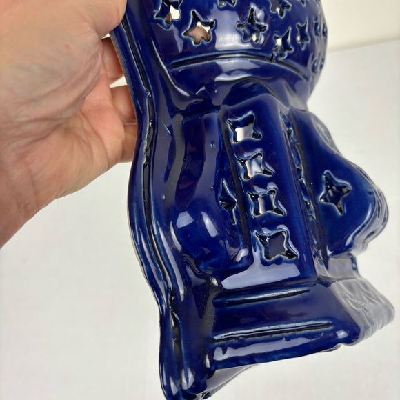 Handmade Tunisian cutout wall lamp in cobalt blue over terracotta - Picture 11 of 14